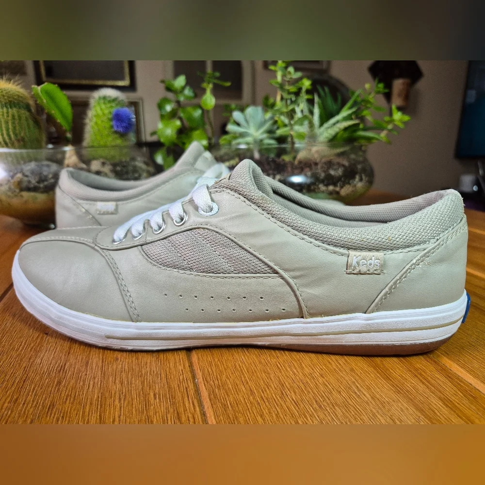 Keds Prestige‎ Ortholite Leather Sneakers - Womens Size 9